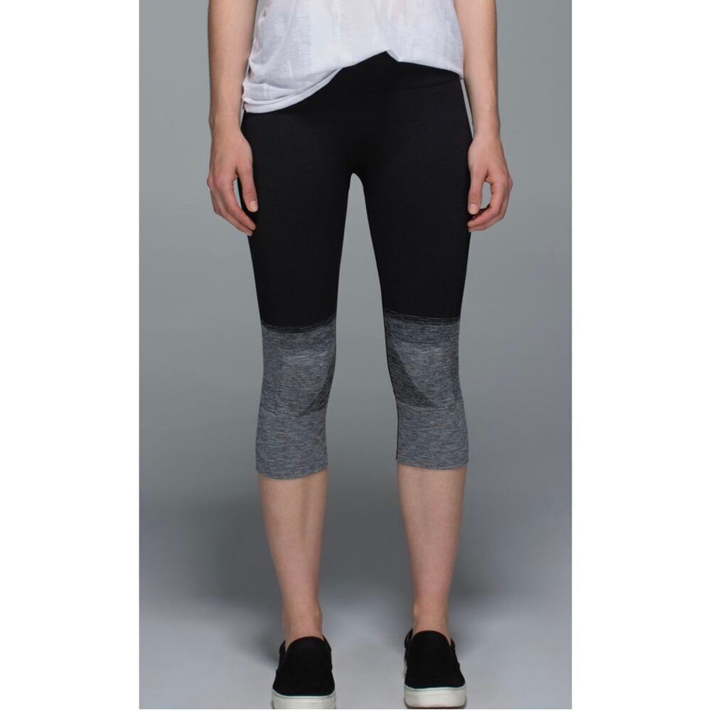 Lululemon Seamlessly Street Crop heathered black and gray sz 4.